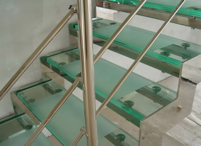 Лестницы и перила из стекла - main